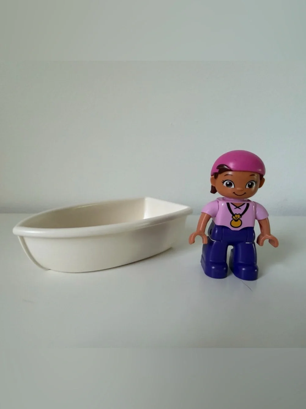 Duplo* pirates and boat ($7 when you bundle) - Picture 3 of 4